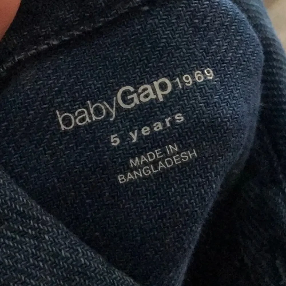Baby gap subtle stripe long sleeve collared button down jean shirt NWT size 5